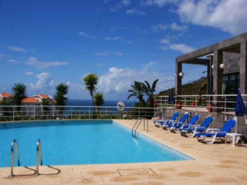 Hotel Escola Funchal  Bagian luar foto