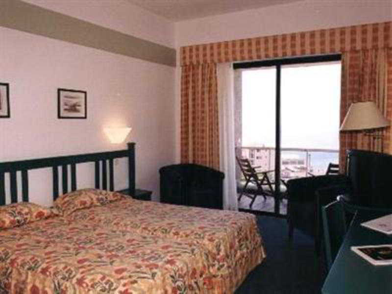 Hotel Escola Funchal  Bagian luar foto