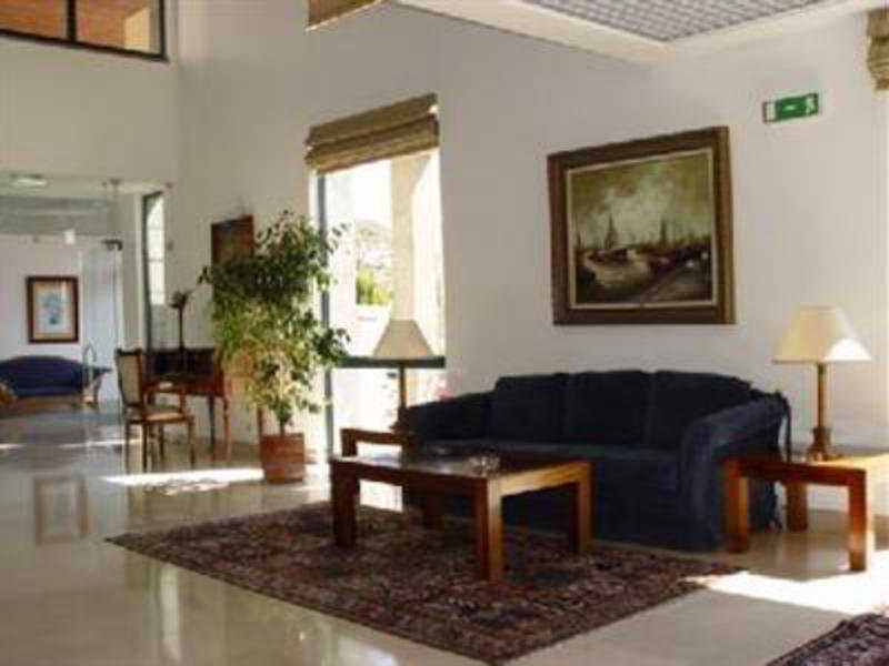 Hotel Escola Funchal  Bagian luar foto